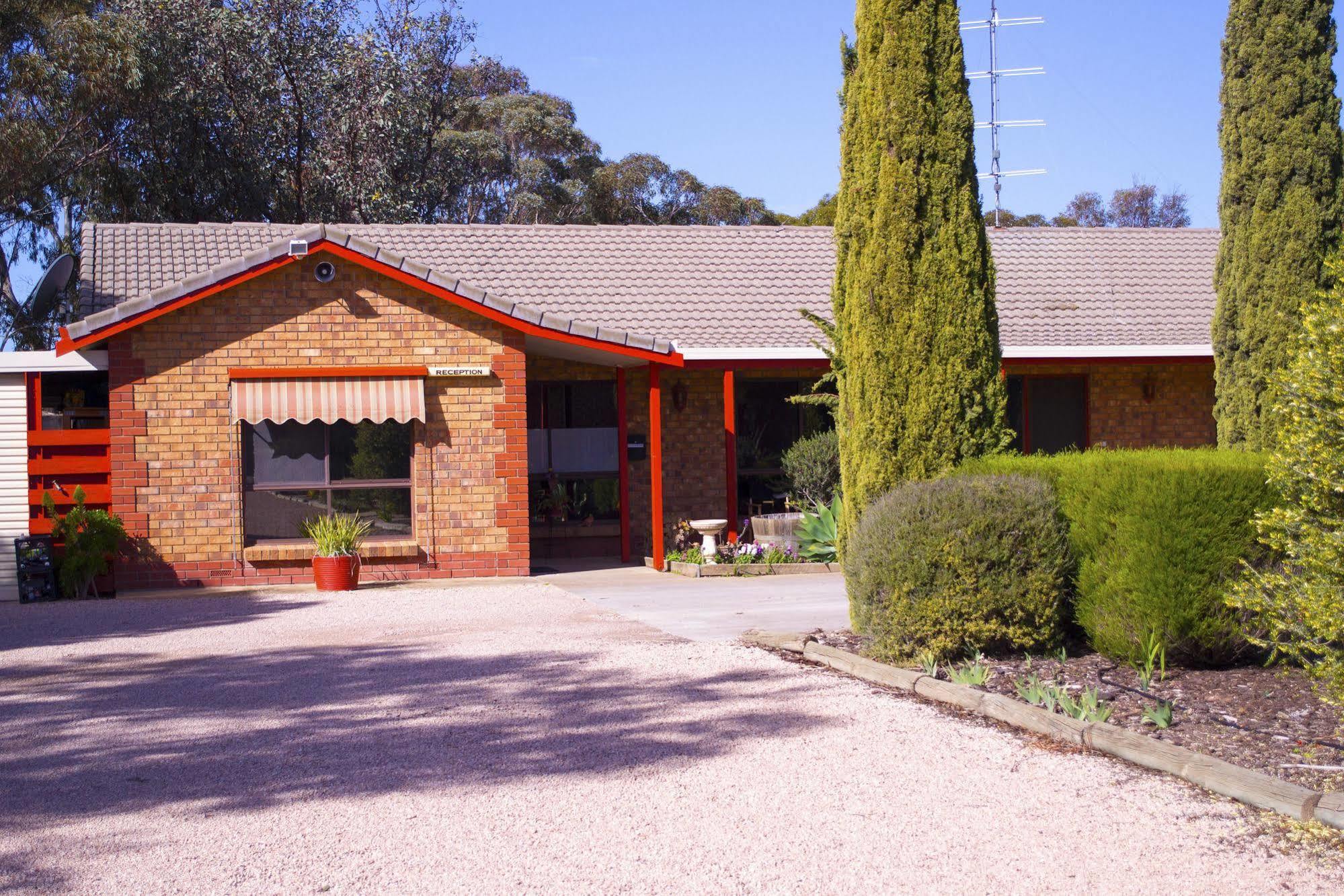 Kadina Gateway Motor Inn Bagian luar foto