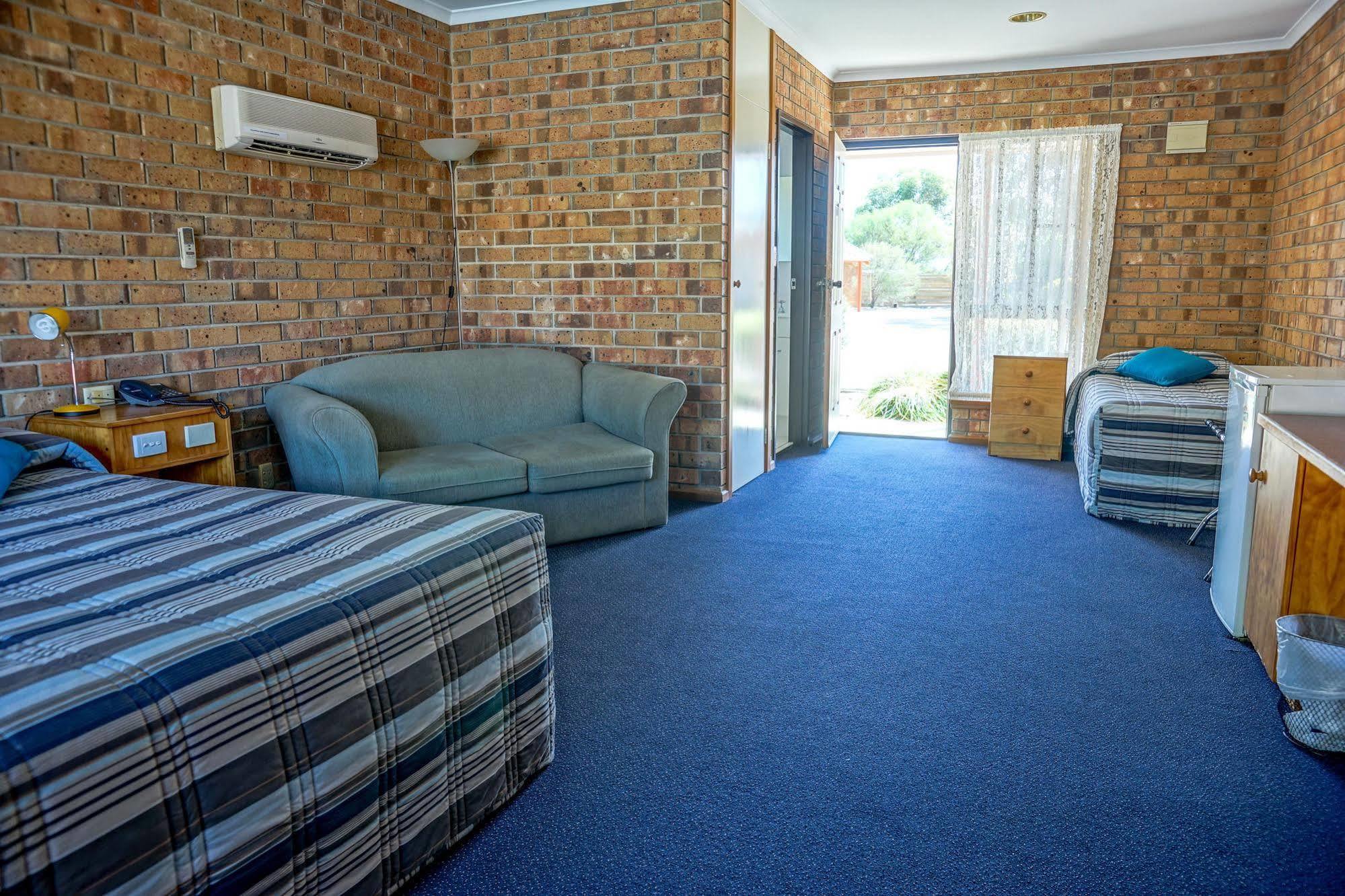 Kadina Gateway Motor Inn Bagian luar foto